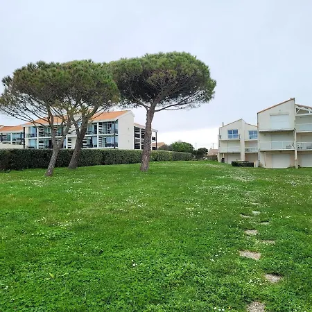 Avec Piscine Et Acces Direct A La Apartment Chatelaillon-Plage