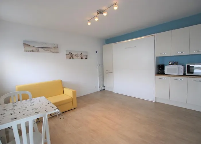 Avec Piscine Et Acces Direct A La Apartment Chatelaillon-Plage